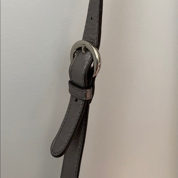 B. Makowsky Signature Line Leather Crossbody Bag - Picture 4 of 8